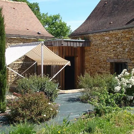 Les Grangettes*piscine*cadre Bucolique